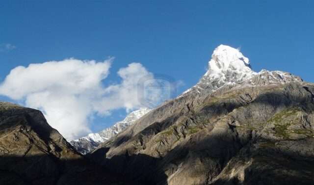 Bakhor Das peak